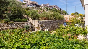 Property grounds - Apartment Meri 2 by Interhome (Losinj / Mali Losinj)