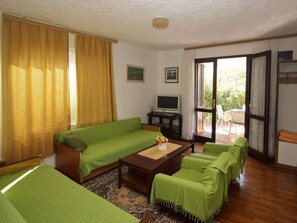 TV - "Apartman Nada" mit Terrasse by Interhome (Krk/Punat)