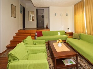TV - "Apartman Nada" mit Terrasse by Interhome (Krk/Punat)