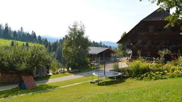 Enceinte de lâhĂ©bergement