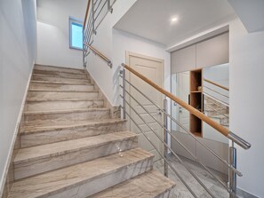 Interior - Ferienvilla "Lovorika" by Interhome (Cista Provo)
