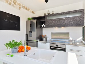 Fridge, microwave, oven, dishwasher