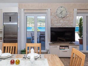 Dining - Steinvilla am Strand Nina - EOS CROATIA by Interhome (Vinišće)