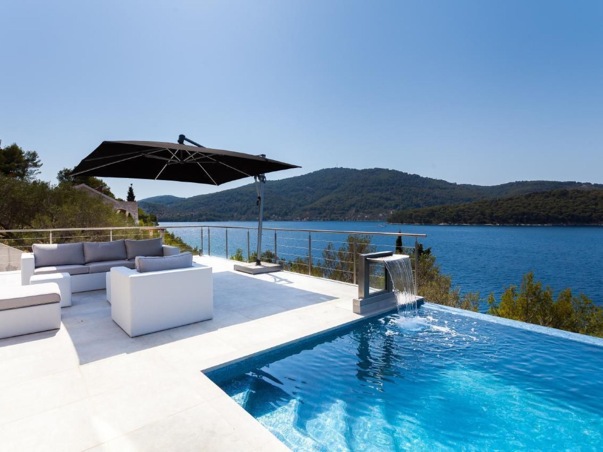 Et oppvarmet basseng