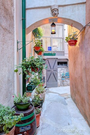 Exterior detail - Apartment "More" mit WLAN by Interhome (Senj)
