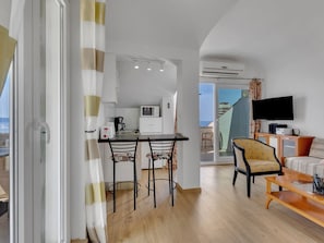 Interior - Villa Margitta mit Pool, Tennisplatz und Meerblick by Interhome (Drašnice)