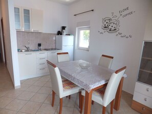 Dining - "Appartement 3" by Interhome (Rab/Supetarska Draga)