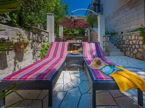 Terrace/patio - Ivona mit Terrasse und Außendusche by Interhome (Dubrovnik)