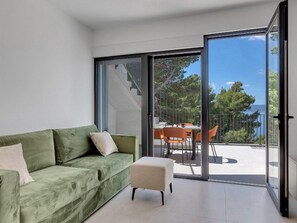 Living area - Villa LiTo - Apartman 2. with balcony and seaview by Interhome (Brela)
