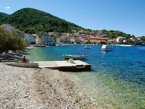 Beach - "Antun" am Strand by Interhome (Korčula/Račišće)