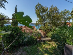 Property grounds - in Jadranovo mit Terrasse und Grill by Interhome (Crikvenica/Jadranovo)