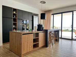 Fridge, microwave, oven, dishwasher - Villa 'Zara Bella Vista by Interhome (Kostrena)
