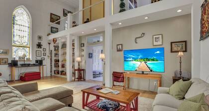 The Historic Tabernacle on Chestnut St.