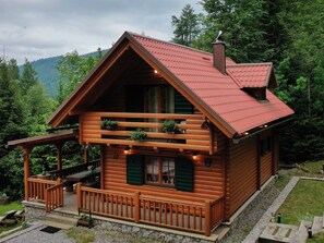 Exterior - IDEAL FÜR FAMILIEN, PAARE UND NATURLIEBHABER by Interhome (Lokve)