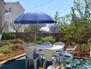Outdoor dining - Gemütliche Wohnung in Meeresnähe by Interhome (Fažana)