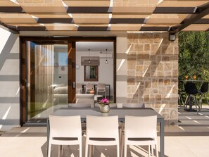 Outdoor dining - Villa Casa Veritas by Interhome (Fabci)