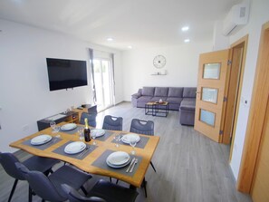 Dining - mit privatem Pool, Dorf Šišan by Interhome (Medulin/Ližnjan)