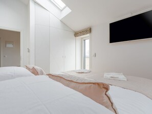 Internet - Villa Anabel bei Porec mit Pool, Jacuzzi und Sauna by Interhome (Poreč/Kaštelir)