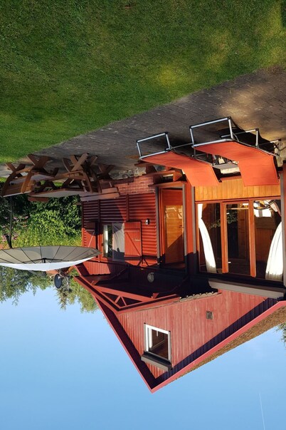 Glücksurlaub am See by Interhome