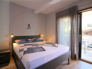 Internet - Lili mit Pool, Grill und Parkplatz by Interhome (Poreč)