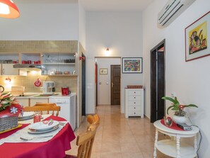 Dining - Natalia 2 by Interhome (Dracevac)