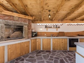 Refrigerador, microondas, horno y lavavajillas 