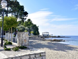 Beach - Apartment ALEX 3 by Interhome (Umag)