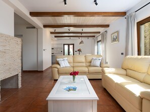 Fireplace - Villa Casa Rea by Interhome (Dracevac)