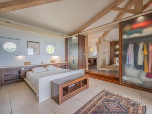 5 bedrooms, free WiFi - Exceptional Villa with Sea View in Sainte-Maxime (STE MAXIME)