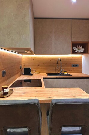 Fridge, microwave, oven, dishwasher - Gemütliches Studio-Apartment by Interhome (Pula)