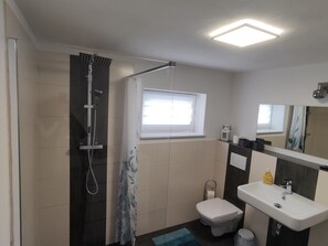 Towels - Gemütliche Ferienwohnung in Vollmarshausen by Interhome (Lohfelden)