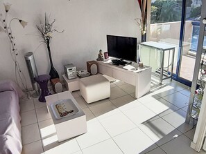 Living area - Aigues Marines by Interhome (Sanary sur Mer)