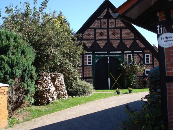 Exterior - Wohnung in Jameln mit Garten, Grill und Terrasse by Interhome (Jameln)
