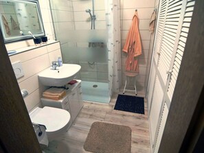 Bathroom - Minni - zentral und garnicht mini by Interhome (Bad Bevensen)