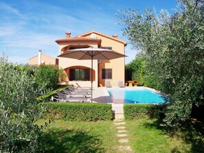 Pool - mit privatem Pool und Garten by Interhome (Pula/Banjole)