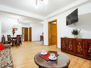 TV, fireplace - Wohnung in Villa 35 by Interhome (Lesnica k Nowego Targu)