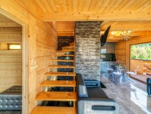 TV - mit Entspannung im Jacuzzi by Interhome (Nowy Targ)
