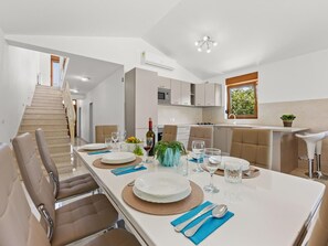 Dining - Ferienvilla "Markulin" by Interhome (Pula/Banjole)