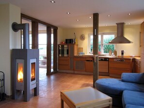 Interior - Reethaus Mertinat ''For Six'' mit Meerblick by Interhome (Gollwitz (Insel Poel))