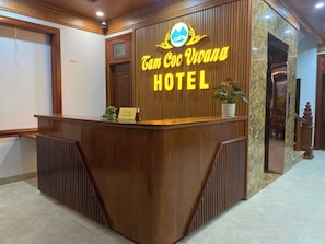 Check-in/check-out kiosk - Tam Coc Vivana Hotel (Hoa Lu)