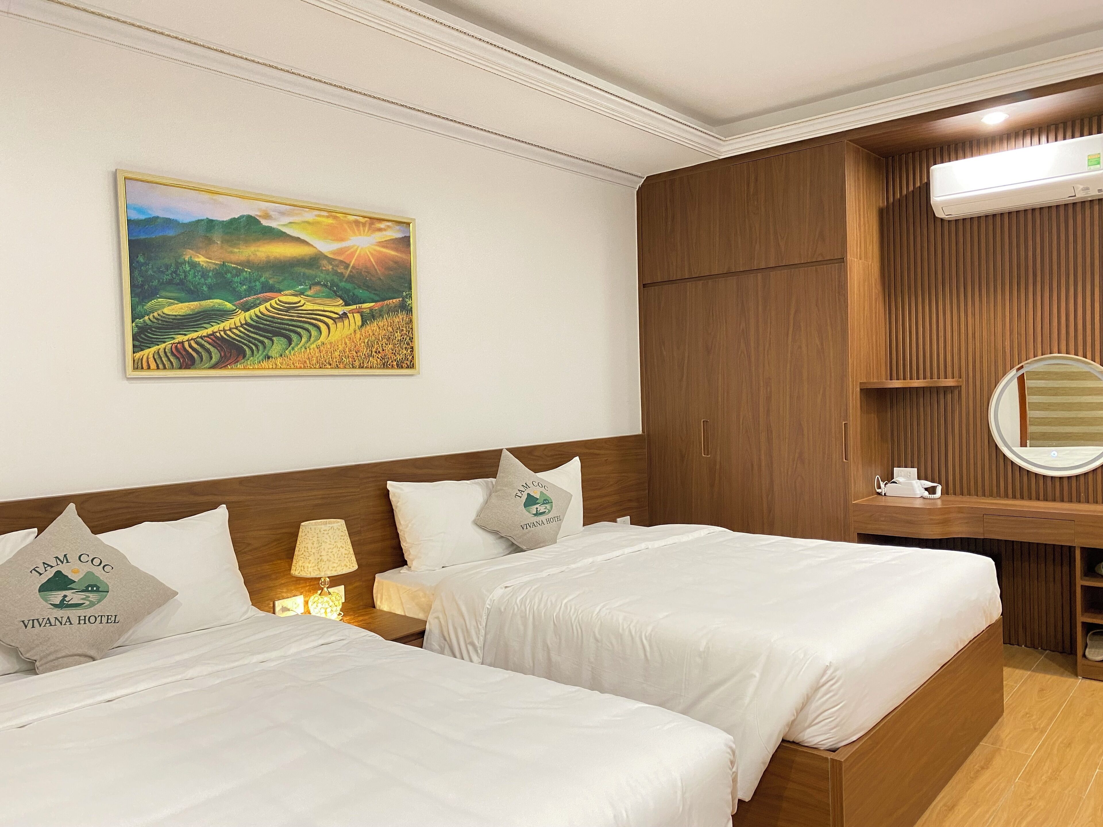 Superior Quadruple Room, Balcony, Mountain View