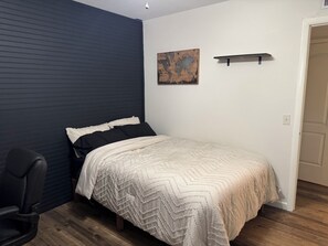 Bügeleisen/Bügelbrett, WLAN, Bettwäsche