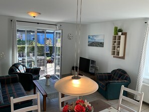 TV, DVD player - in Hoben mit Grill und Terrasse by Interhome (Alt Jassewitz)