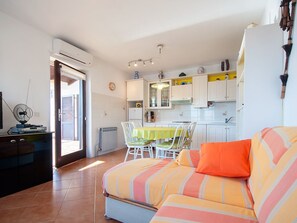 TV - "Sunny View A2C" mit Balkon by Interhome (Rabac)