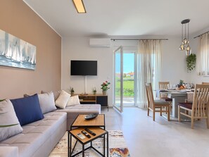 Living area - Apartment Bojana by Interhome (Pula)