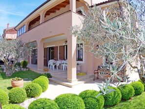 Terrace/patio - "Denis" mit Terrasse by Interhome (Pula)