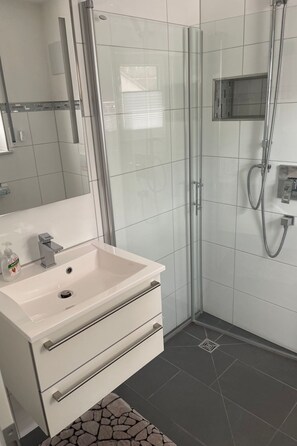Towels - in ruhiger Lage in Seenähe by Interhome (Oberteuringen)