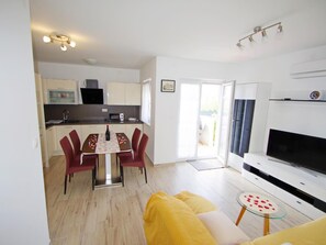 Interior - Apartment "Cony" by Interhome (Pula)