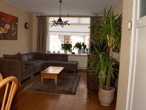 TV - "Emmastraat" mit Terrasse by Interhome (Katwijk)