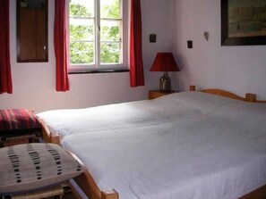 Room - Casa Castagna by Interhome (Sessa)